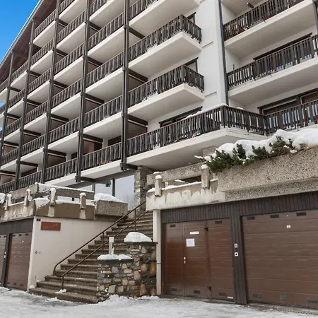 Cosy Avec Piscine Intérieure - Vue Montagne Apartamento Nendaz