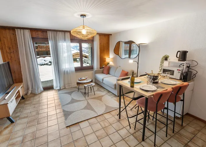 Cosy Avec Piscine Interieure - Vue Montagne