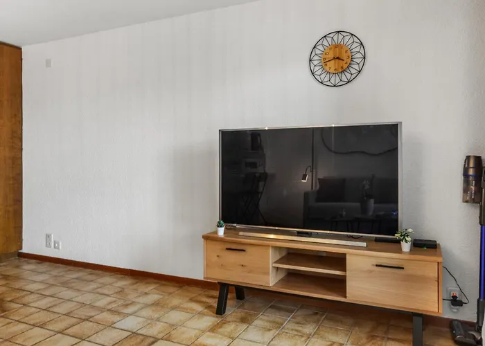 Apartamento Cosy Avec Piscine Intérieure - Vue Montagne *