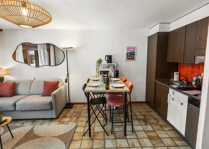 Cosy Avec Piscine Intérieure - Vue Montagne Apartamento Nendaz