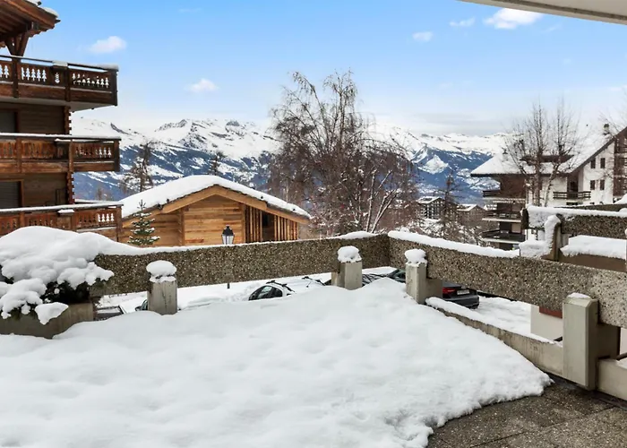 Cosy Avec Piscine Intérieure - Vue Montagne Apartamento