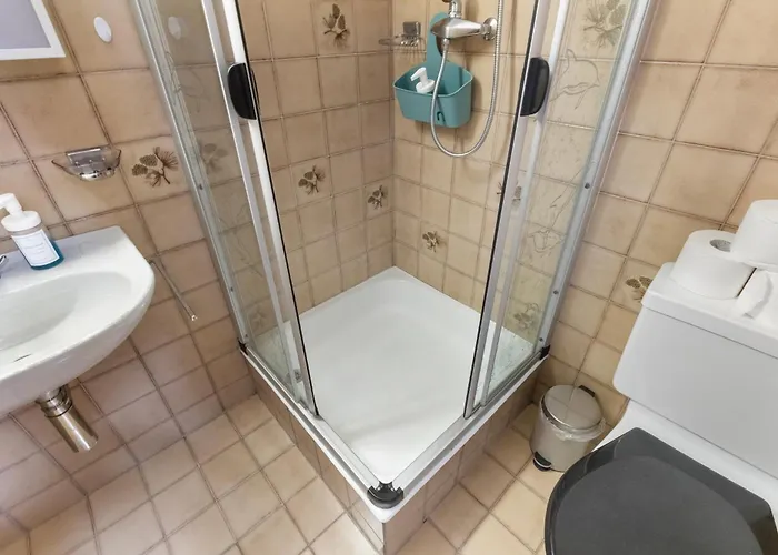 Cosy Avec Piscine Intérieure - Vue Montagne *